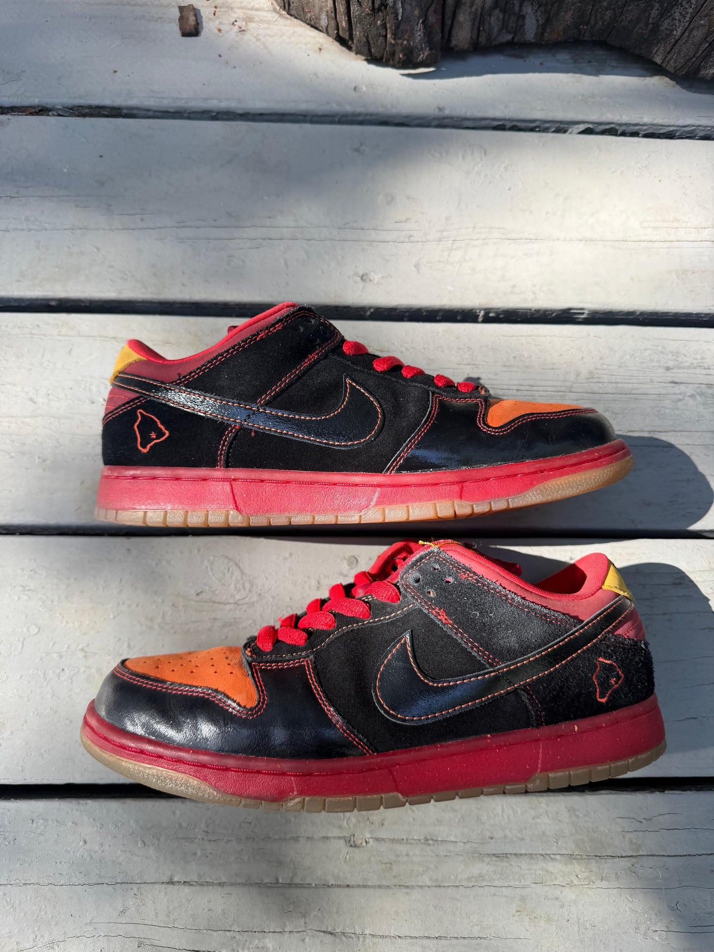 Size 9 - Nike Dunk Low Premium SB Hawaii
