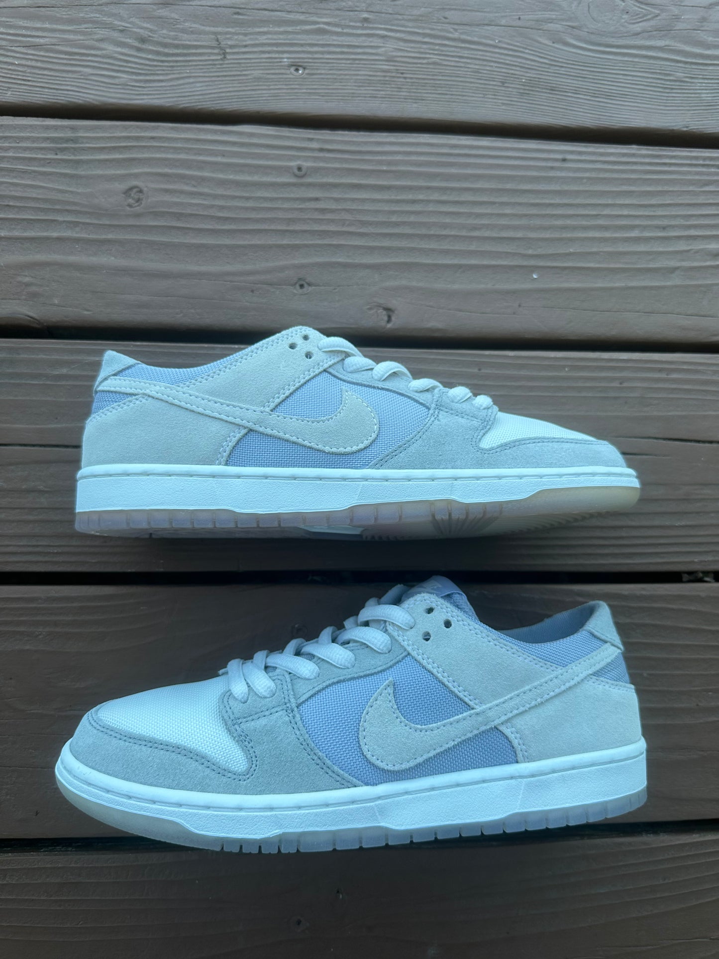 Size 9.5 - Zoom Dunk Low Pro SB Summit White