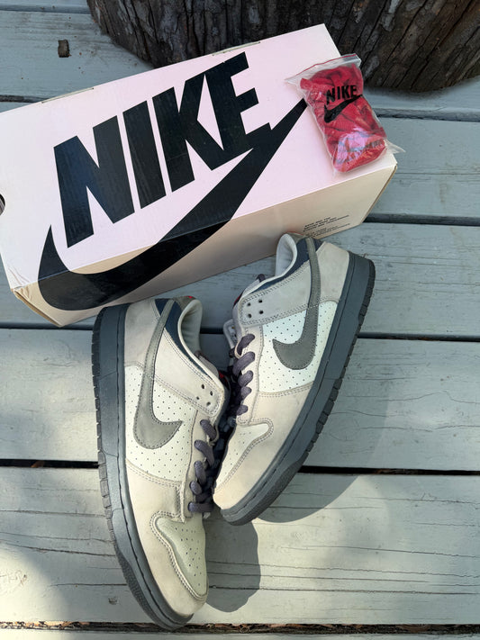 Size 9.5 - Nike Dunk Low Pro SB Bandaid