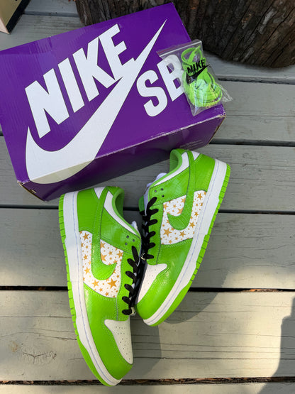 Size 10.5 - Supreme x Nike Dunk Low SB QS Mean Green