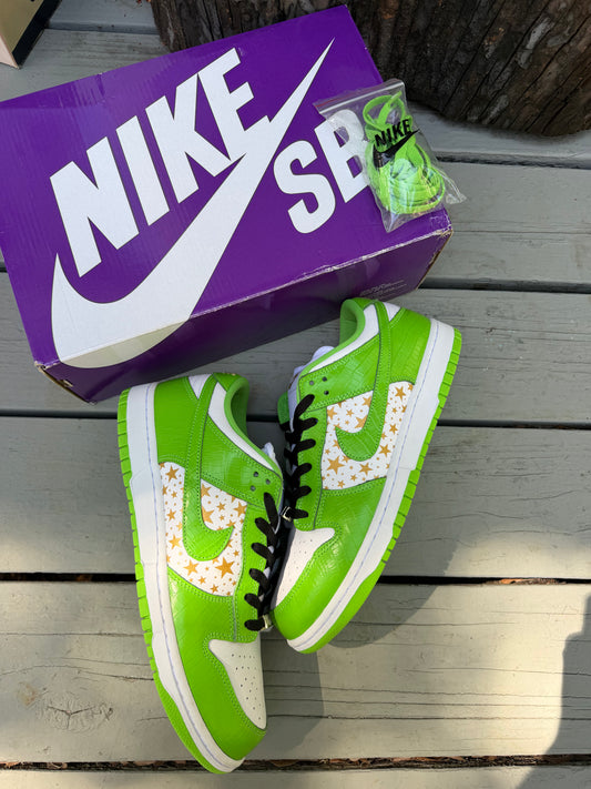 Size 10.5 - Supreme x Nike Dunk Low SB QS Mean Green