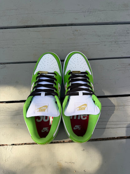Size 10.5 - Supreme x Nike Dunk Low SB QS Mean Green