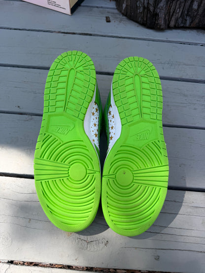 Size 10.5 - Supreme x Nike Dunk Low SB QS Mean Green