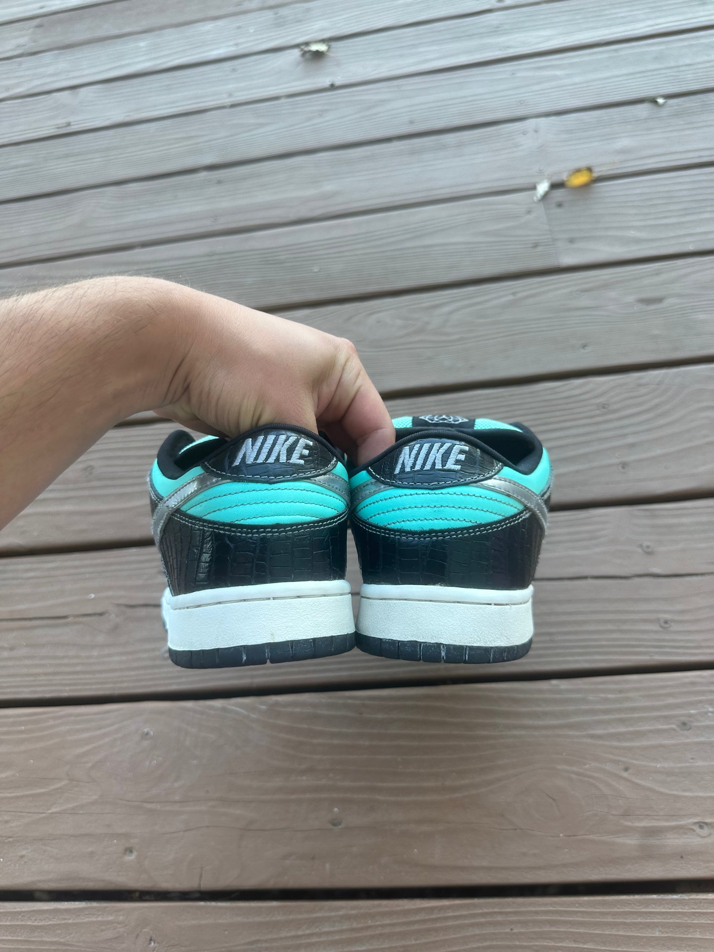 Size 9.5 - Nike SB Dunk Low Pro x Diamond Supply Co. Tiffany