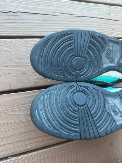Size 9.5 - Nike SB Dunk Low Pro x Diamond Supply Co. Tiffany