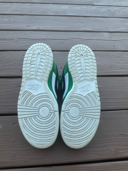 Size 9.5 - Nike Dunk Low Pro SB Heineken