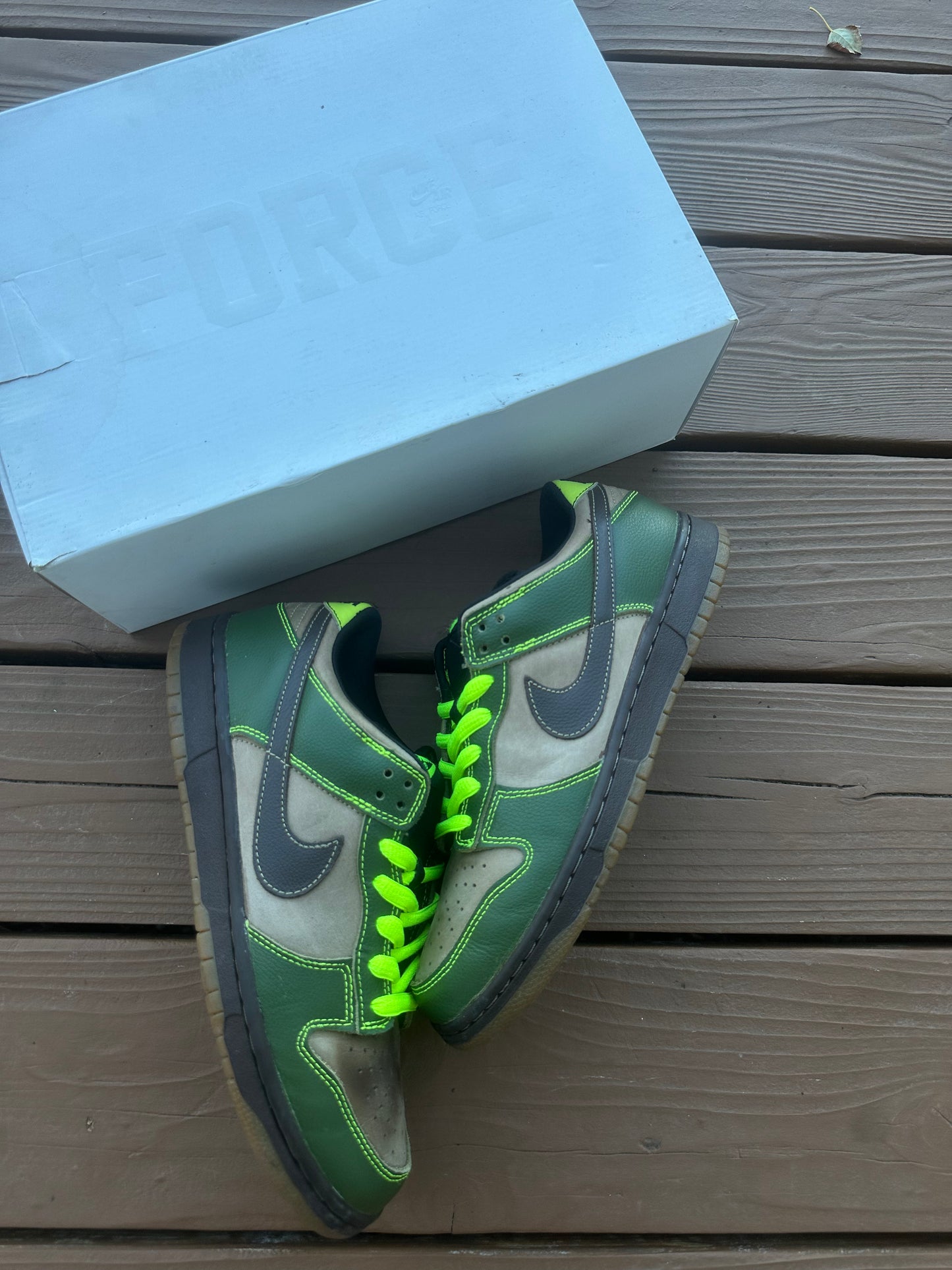 Size 9.5 - Nike Dunk Low Pro SB Jedi
