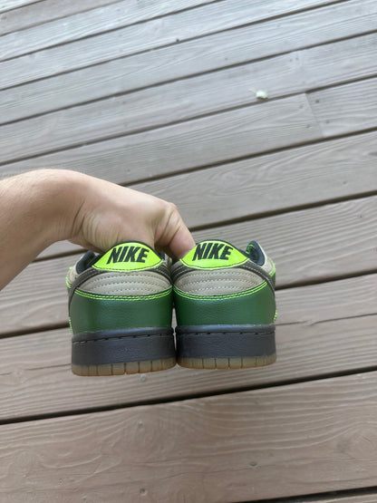 Size 9.5 - Nike Dunk Low Pro SB Jedi