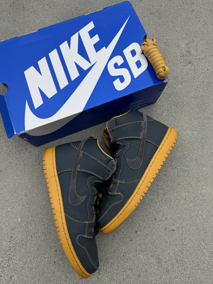 Size 10.5 - Nike Dunk High Pro SB Golden Straw