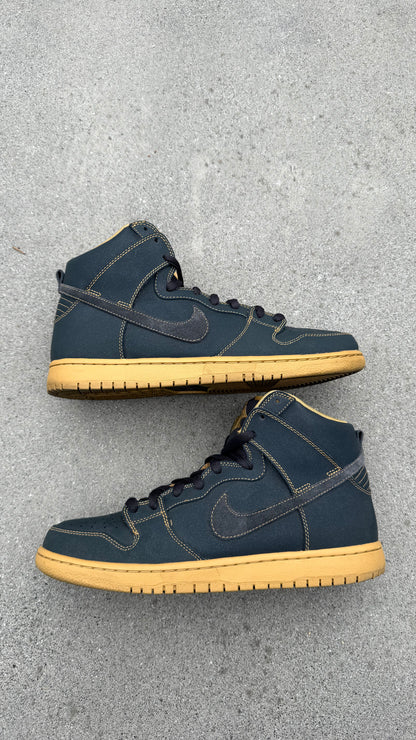 Size 10.5 - Nike Dunk High Pro SB Golden Straw
