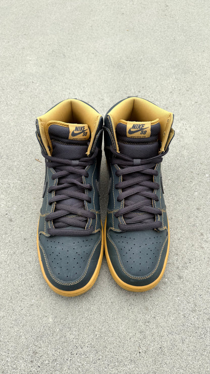Size 10.5 - Nike Dunk High Pro SB Golden Straw