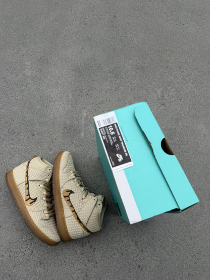 Size 10.5 - Nike SB Dunk High Premium SB Waffle