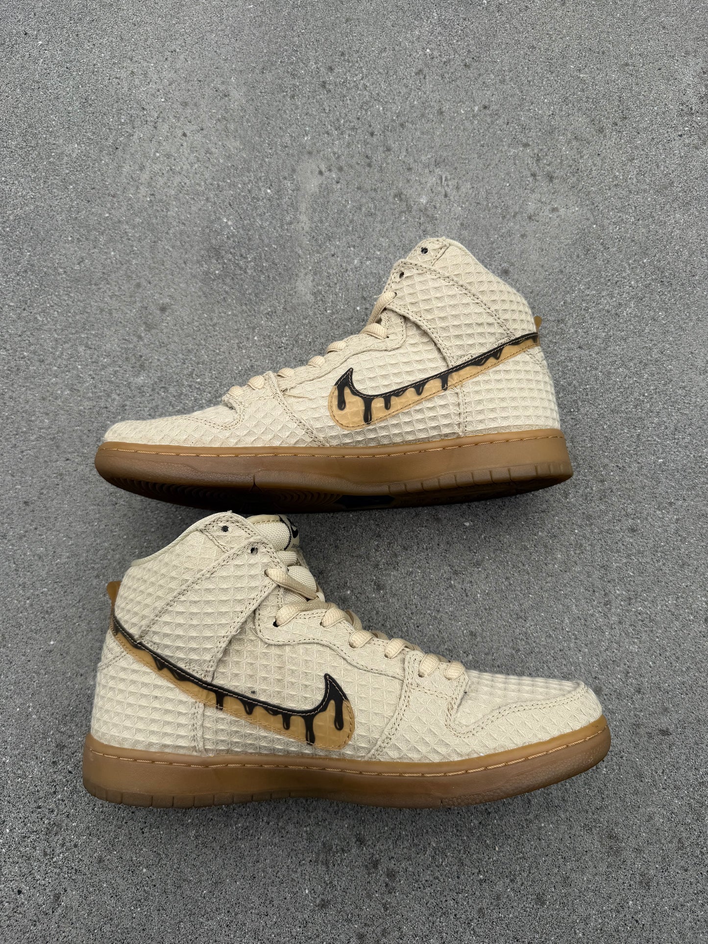 Size 10.5 - Nike SB Dunk High Premium SB Waffle