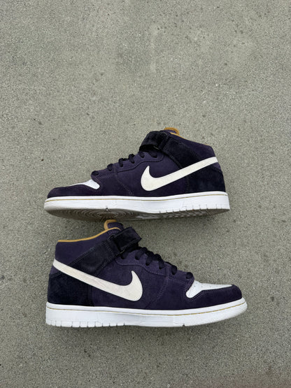 Size 10.5 - Nike Dunk Mid Pro SB Abyss