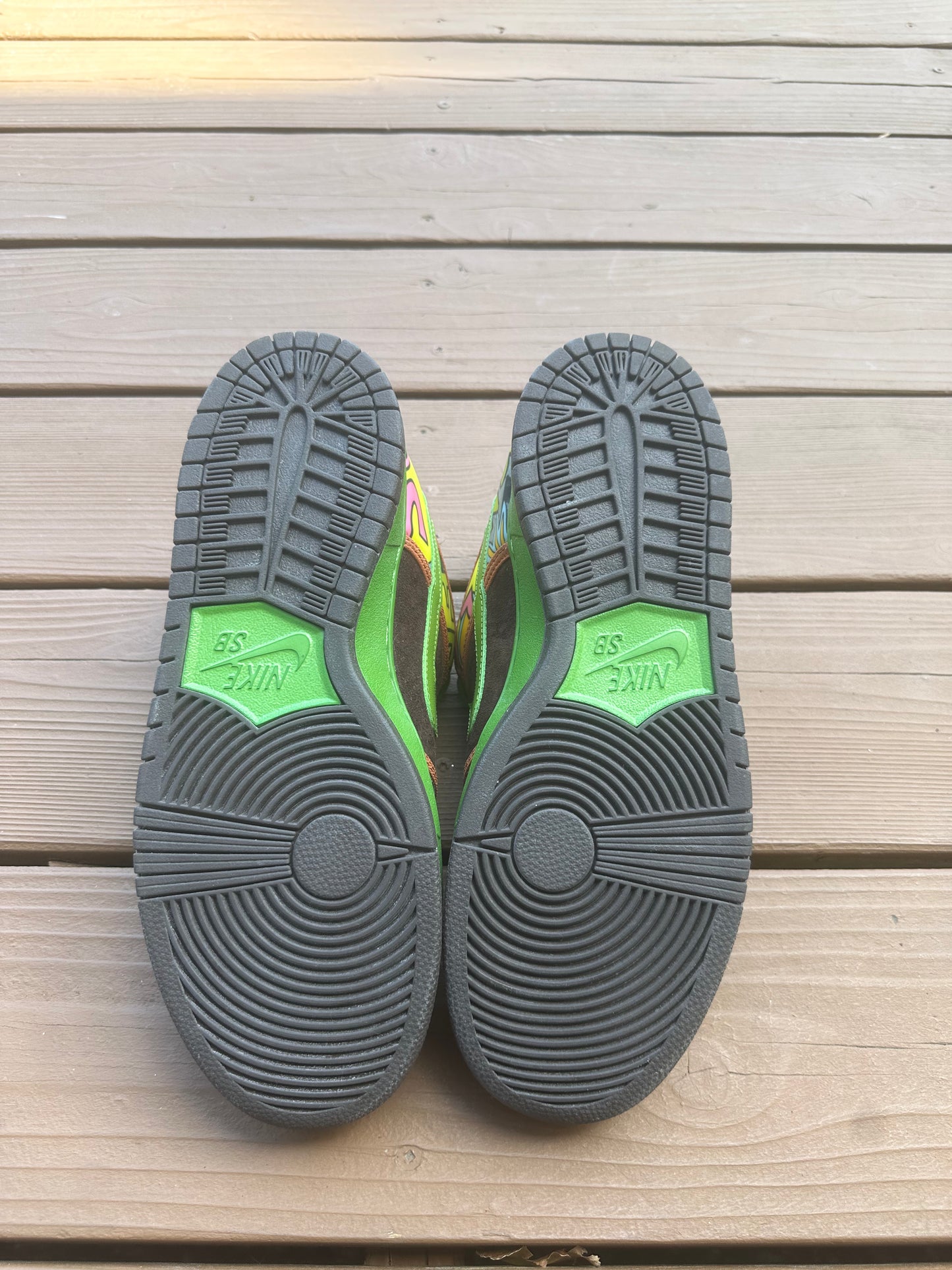 Size 9 - Nike Dunk Low Premium SB De La Soul