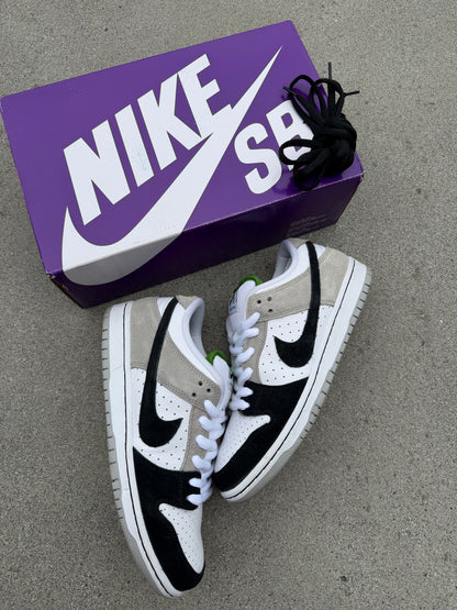 Size 8.5 - Nike SB Dunk Low Pro Chlorophyll