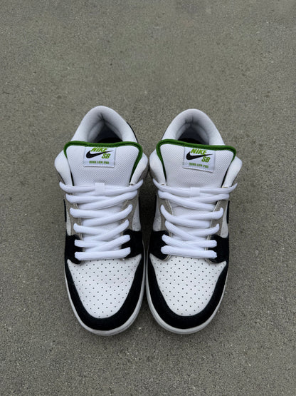 Size 8.5 - Nike SB Dunk Low Pro Chlorophyll