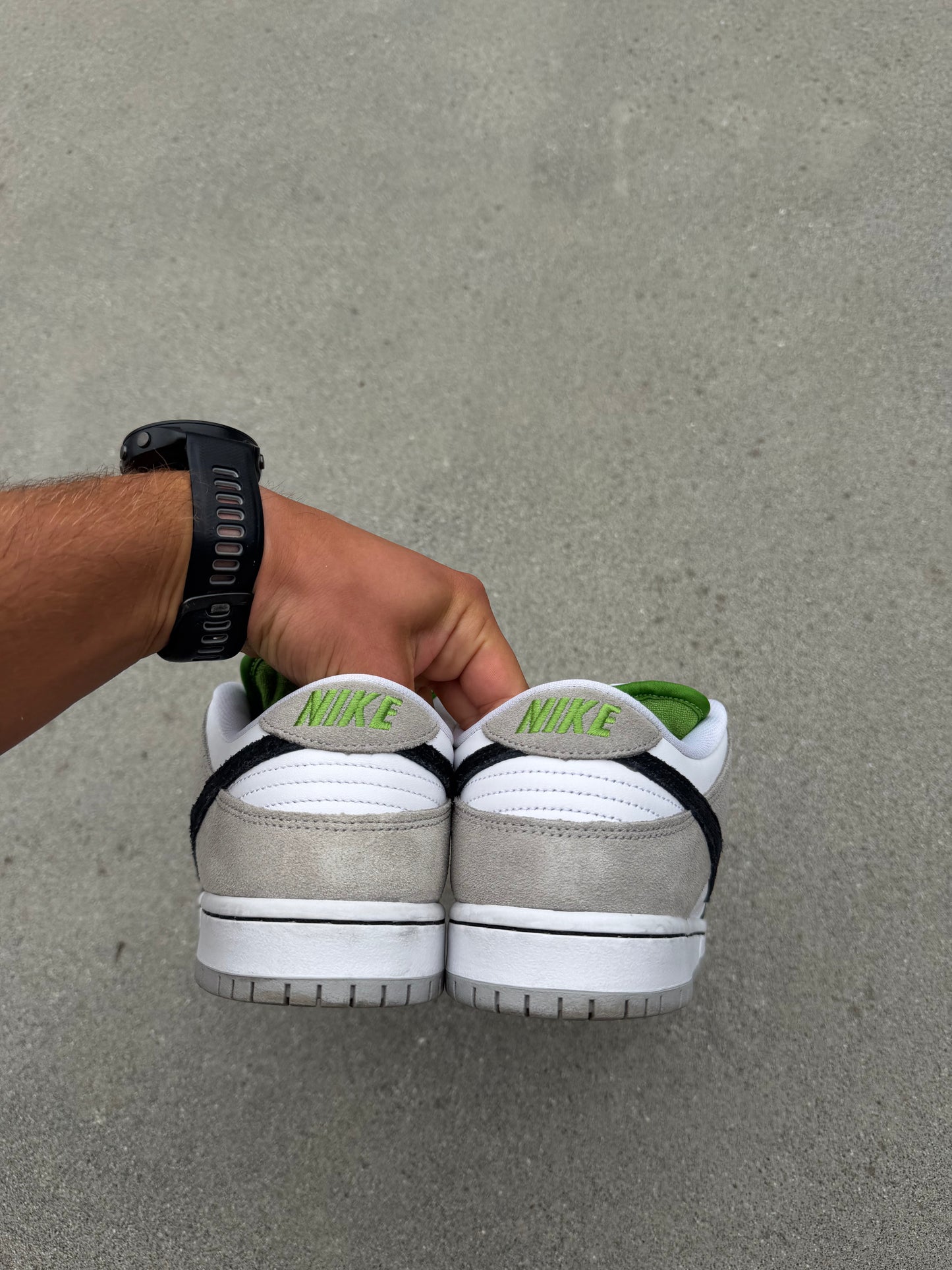 Size 8.5 - Nike SB Dunk Low Pro Chlorophyll
