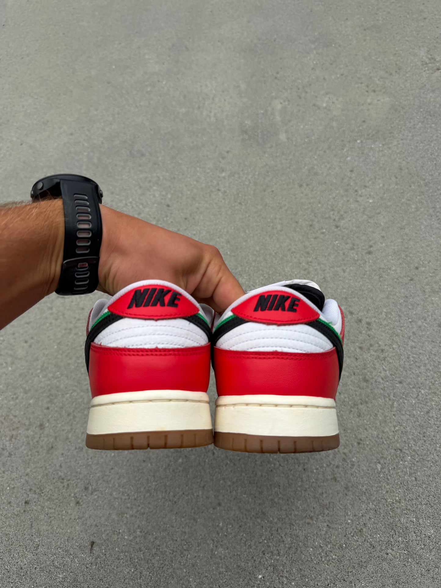 Size 8 - Frame Skate x Nike SB Dunk Low Habibi