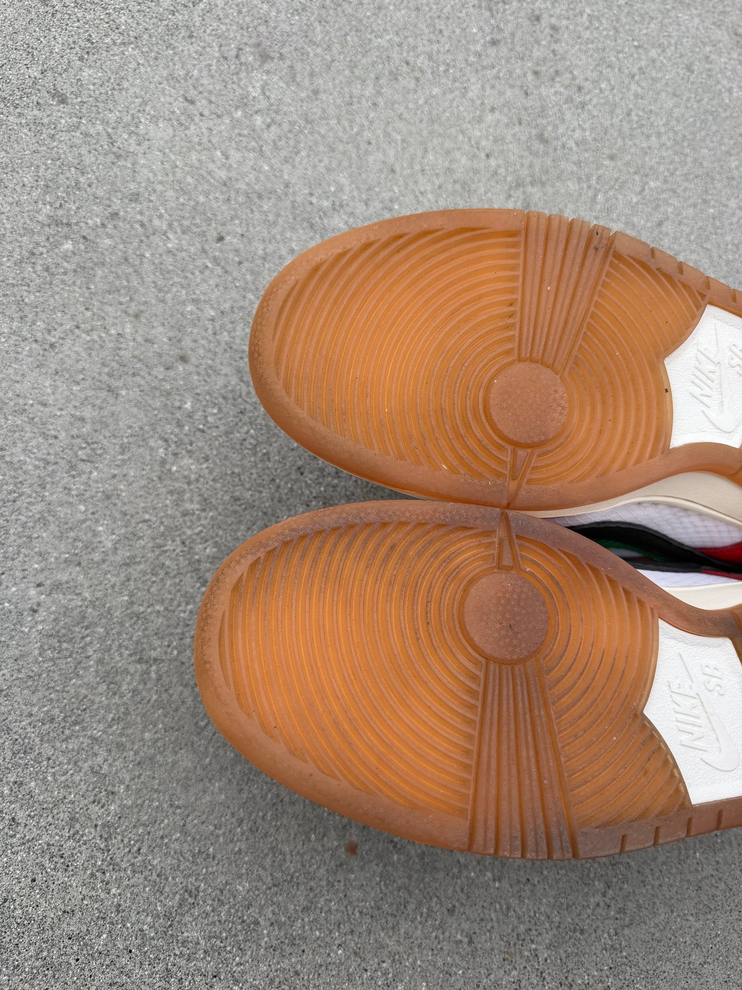 Size 8 - Frame Skate x Nike SB Dunk Low Habibi