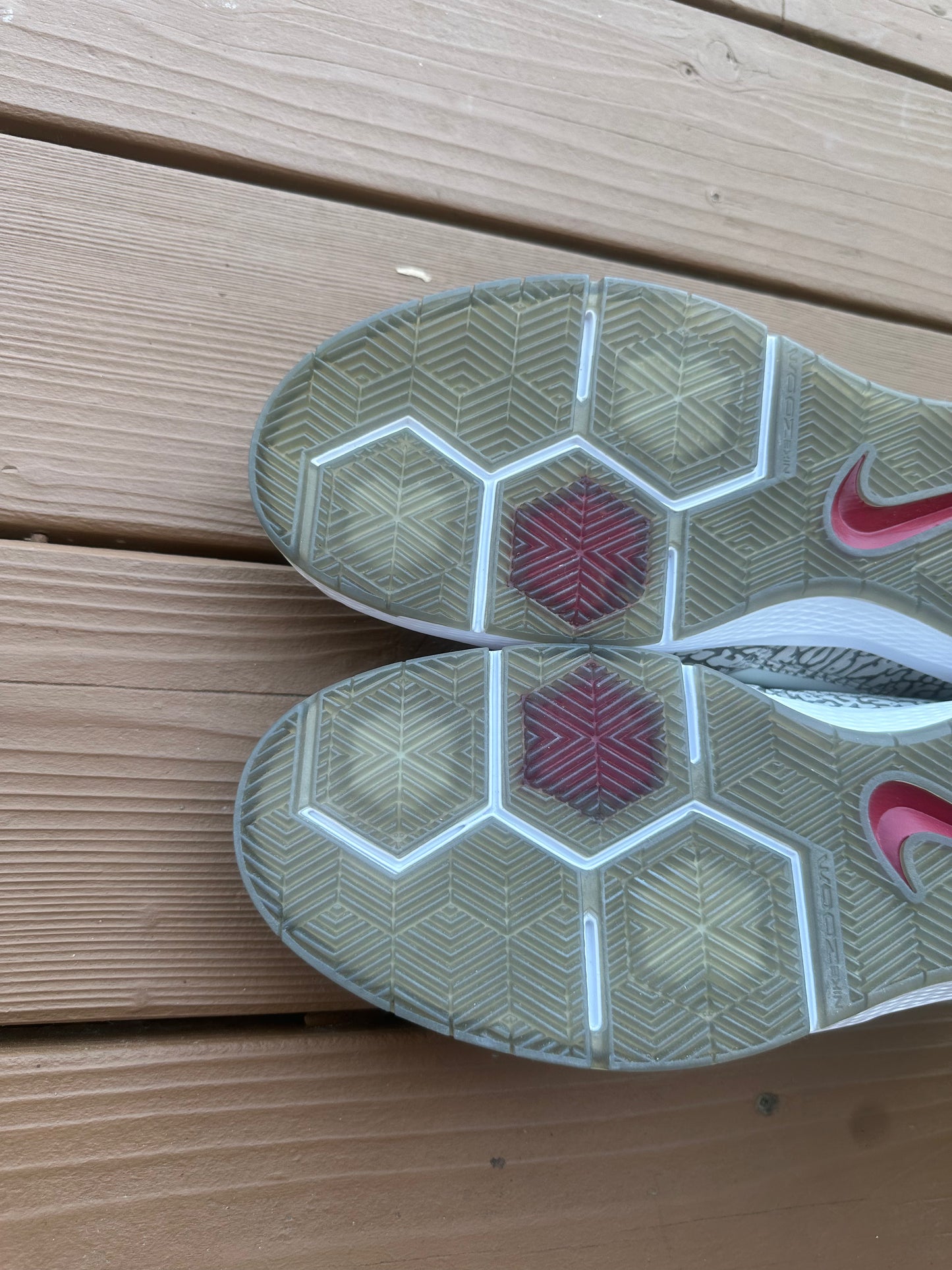 Size 10 - Nike Paul Rodriguez 9 Elite QS 'J-Rod'