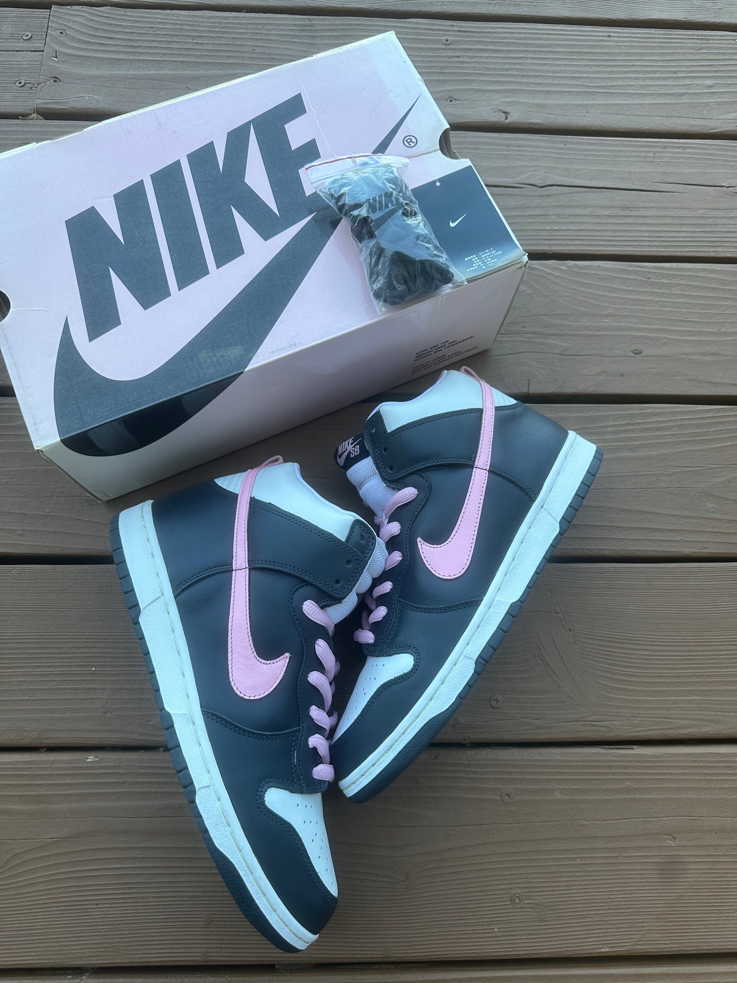 Size 12 - Nike Dunk High Pro SB Shy Pink
