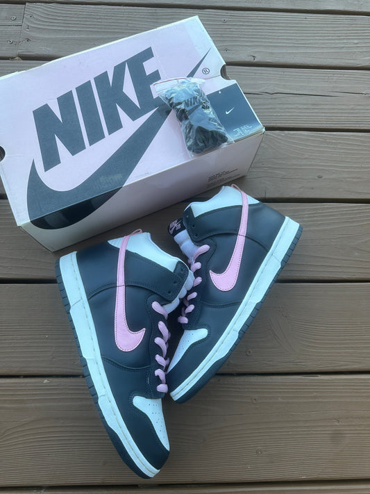 Size 12 - Nike Dunk High Pro SB Shy Pink