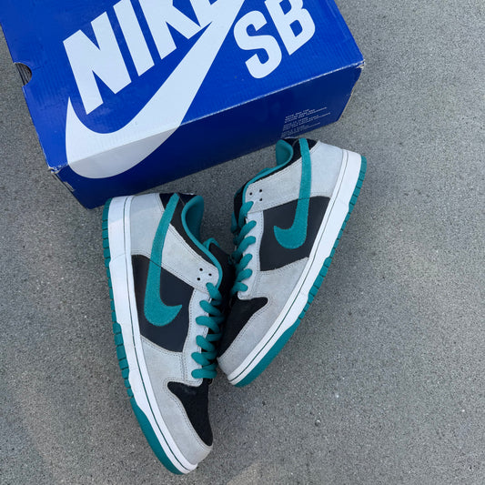 Size 9.5 - Nike Dunk Low Pro SB Chrome Ball Incident