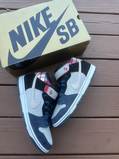 Size 11.5 - Nike Dunk Mid Premium SB Goofy Boy
