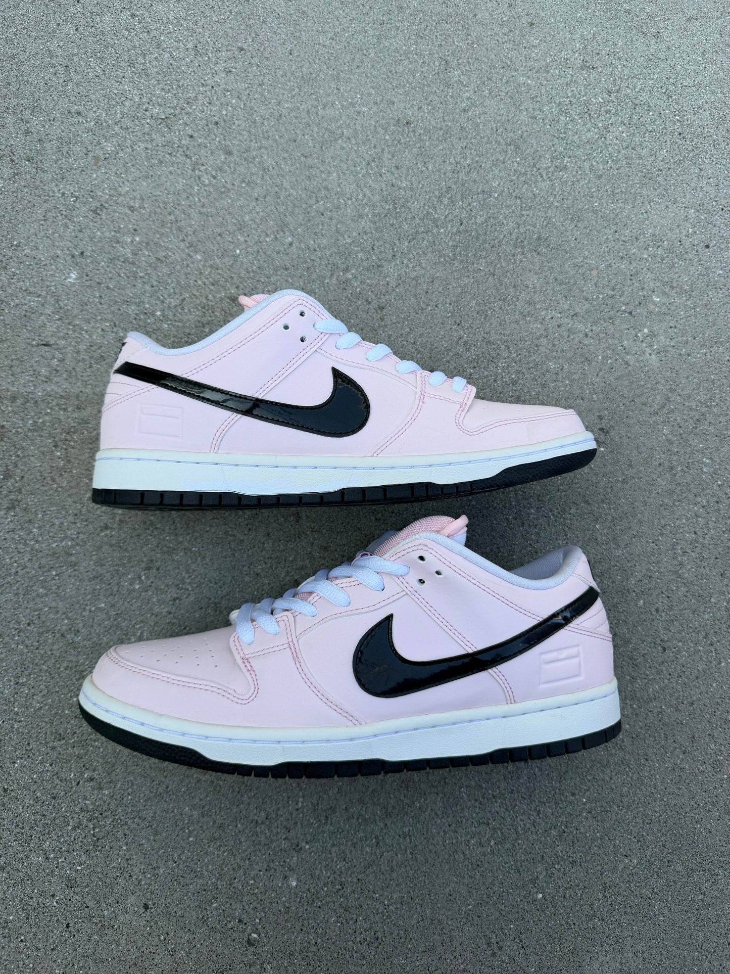 Size 9 - Nike Dunk Low Elite SB Pink Box