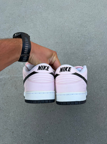 Size 9 - Nike Dunk Low Elite SB Pink Box