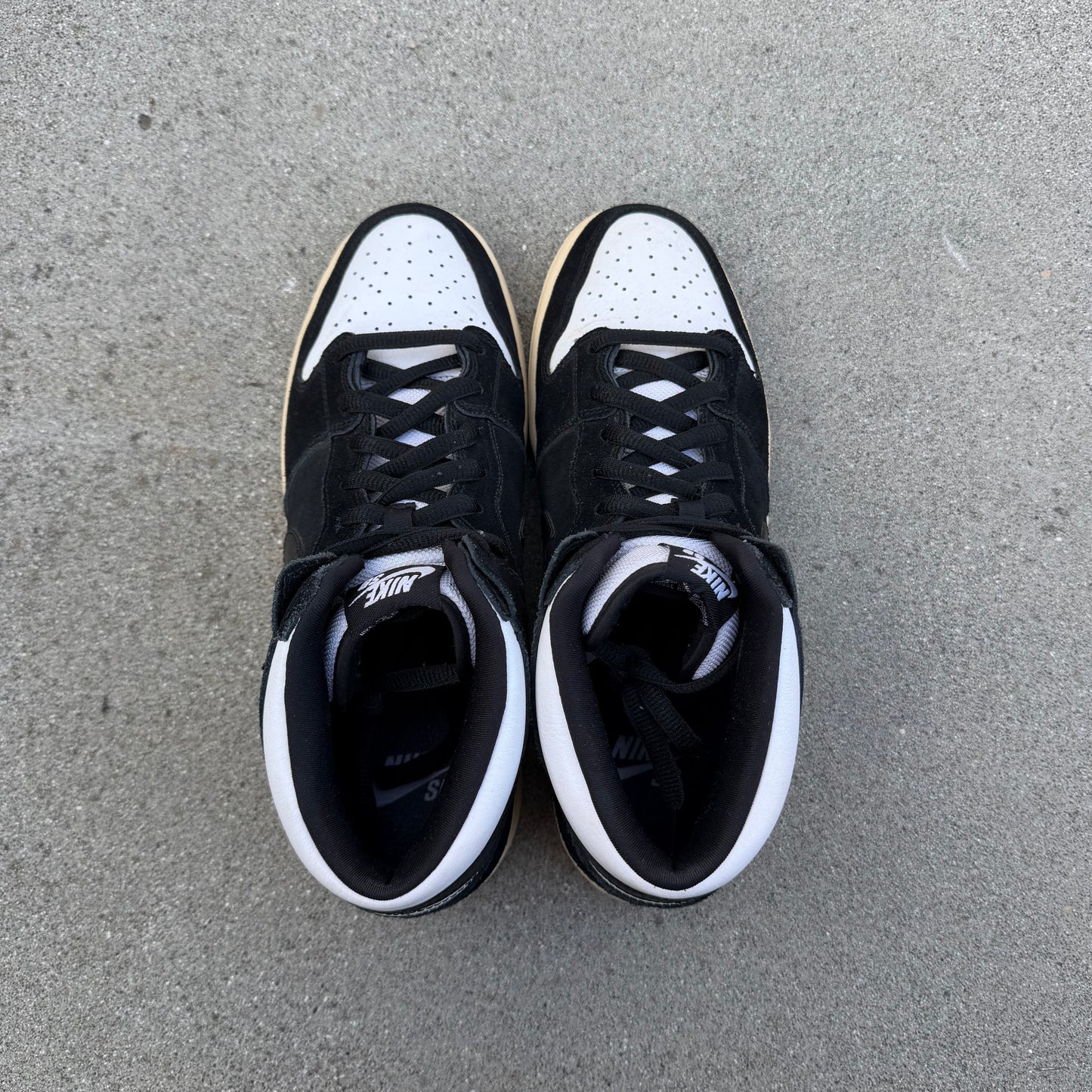 Size 10.5 - Nike Dunk Mid Pro SB Black Gum