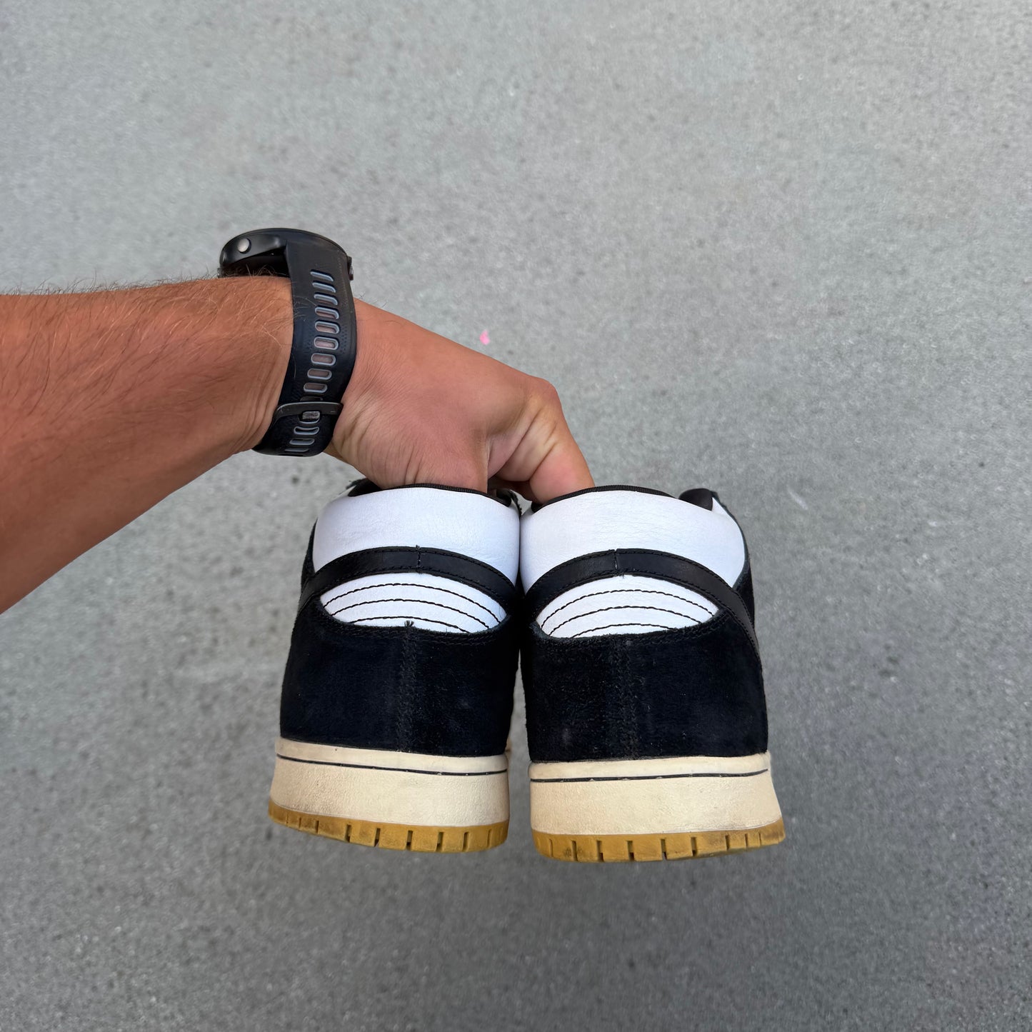 Size 10.5 - Nike Dunk Mid Pro SB Black Gum
