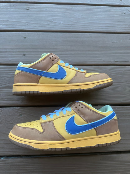 Size 9.5 - Nike Dunk Low Premium SB Newcastle