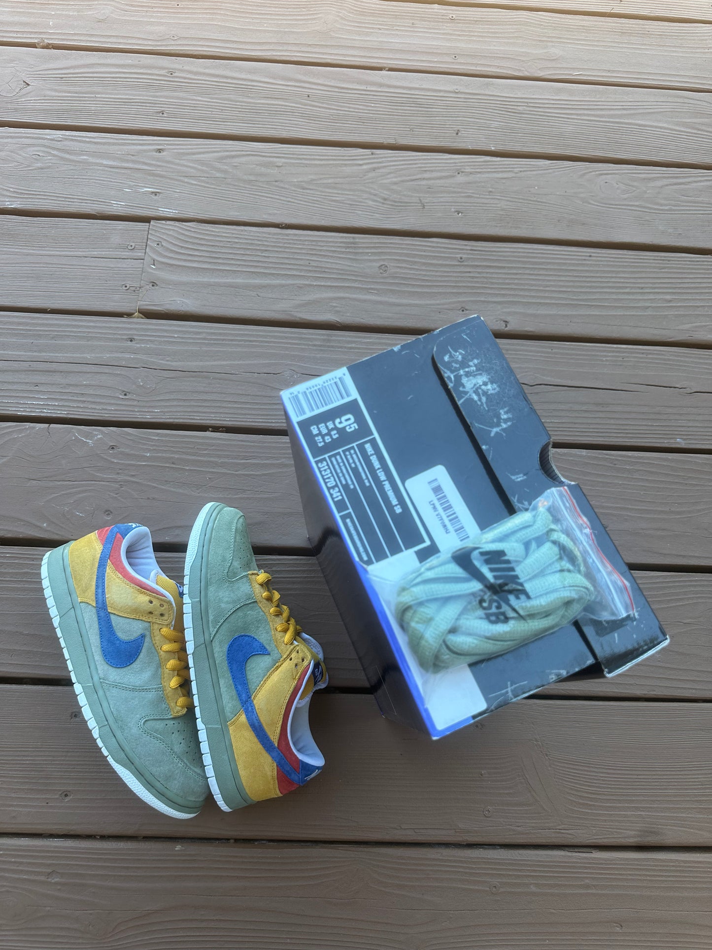 Size 9.5 - Nike Dunk Low Premium SB Puff N Stuff