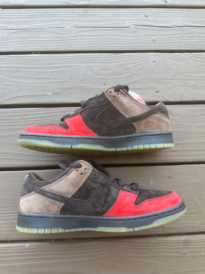 Size 9.5 - Nike Dunk Low Pro SB Bison