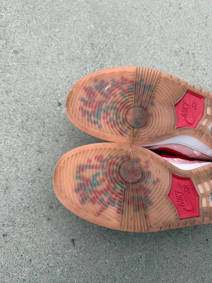 Size 10.5 - StrangeLove x Dunk Low SB Valentine's Day