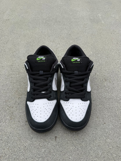 Size 9.5 - Jeff Staple x Nike SB Dunk Low Pro OG QS Panda Pigeon
