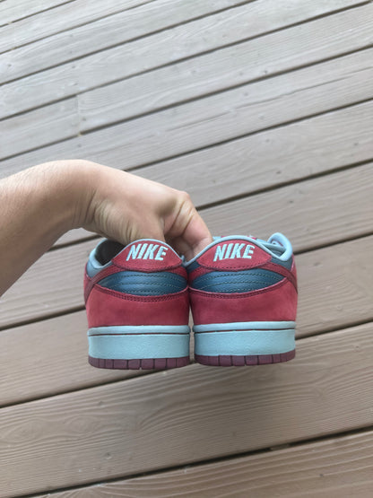 Size 10 - Nike Dunk Low Pro SB Shark