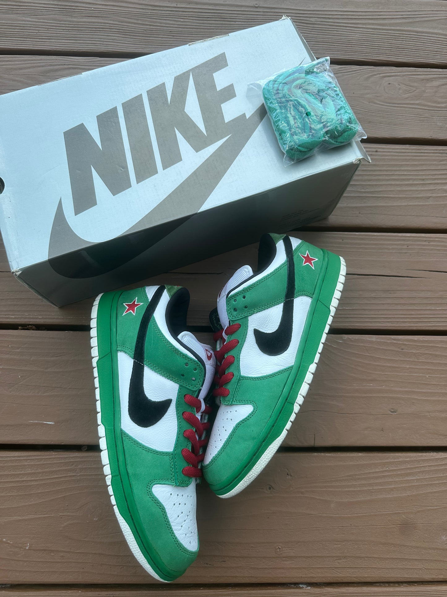 Size 11 - Nike Dunk Low Pro SB Heineken