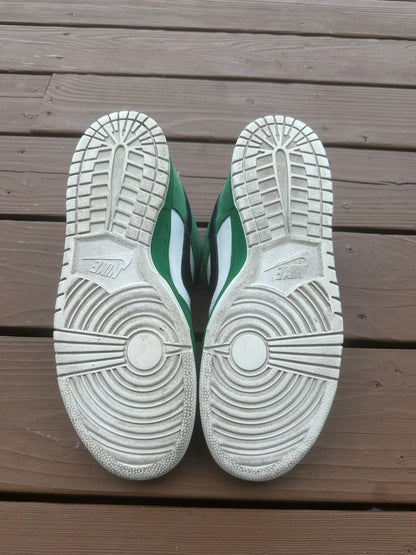 Size 11 - Nike Dunk Low Pro SB Heineken
