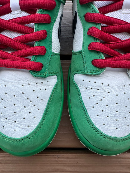 Size 11 - Nike Dunk Low Pro SB Heineken