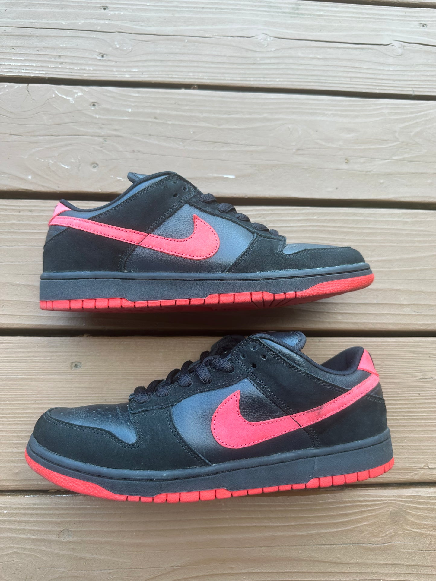 Size 9.5 - Nike Dunk Low Pro SB Vamp