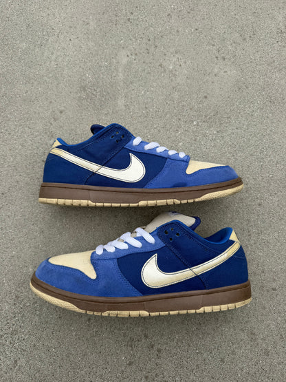 Size 11 - Nike Dunk Low Pro SB Gold Rail