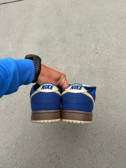 Size 11 - Nike Dunk Low Pro SB Gold Rail