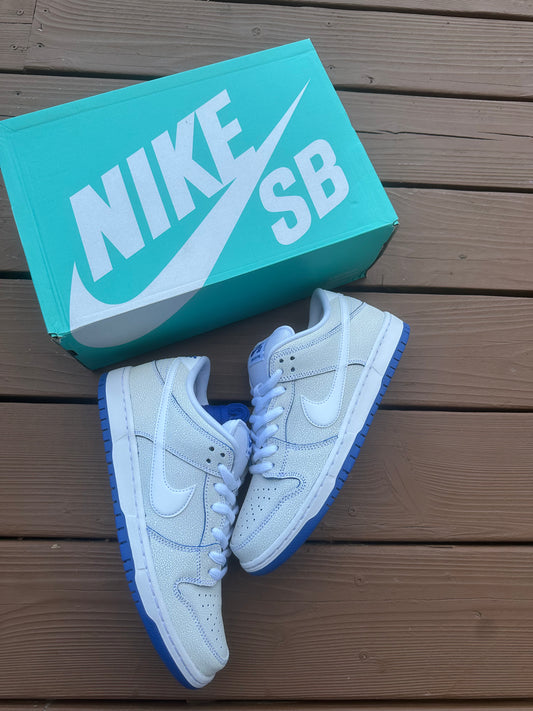 Size 9.5 - Nike Dunk Low Premium SB Cracked Leather