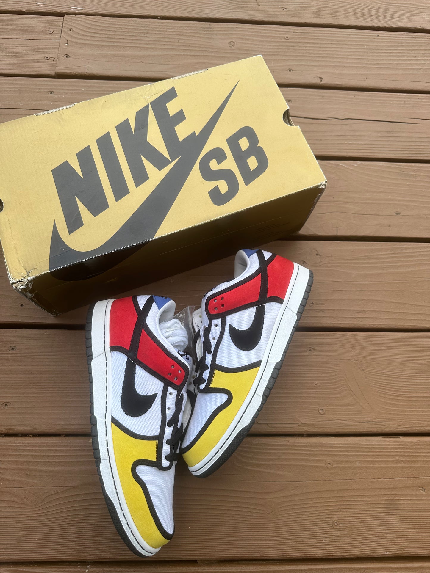 Size 10 - Nike Dunk Low Pro SB Piet Mondrian