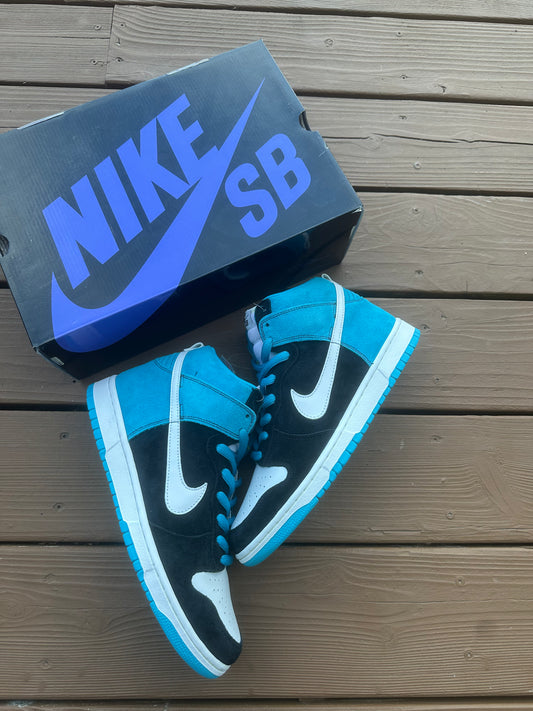 Size 10 - Nike Dunk High Pro SB Send Help