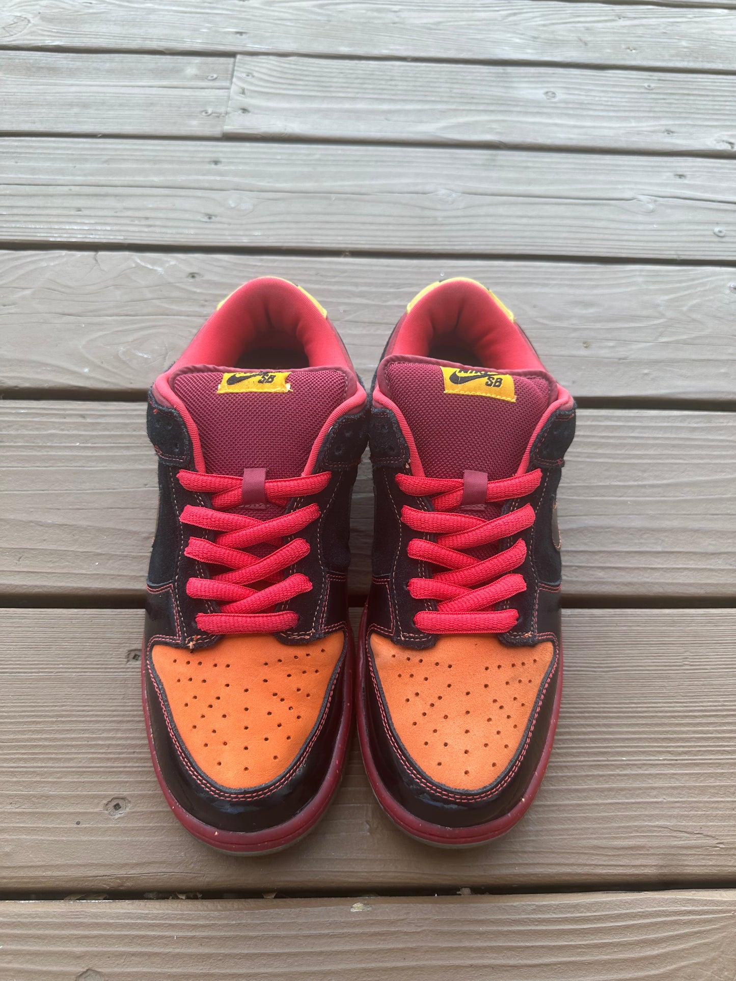 Size 9.5 - Nike Dunk Low Premium SB Hawaii
