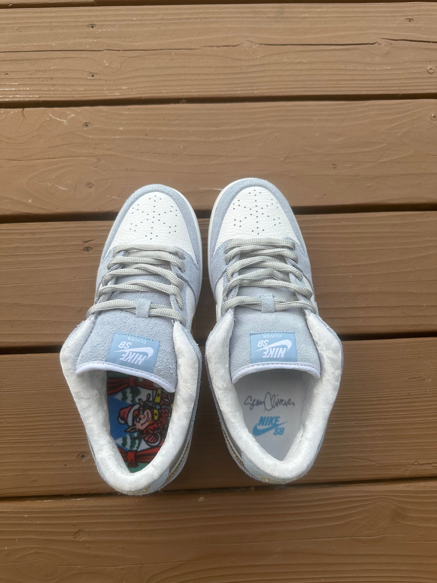 Size 9.5 - Sean Cliver x Nike SB Dunk Low Pro QS 'Holiday Special'
